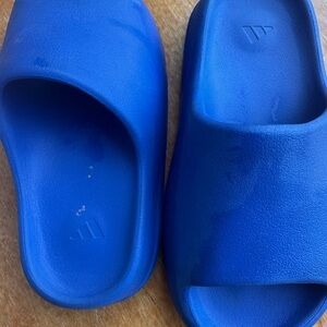 Yeezy Blue Slides